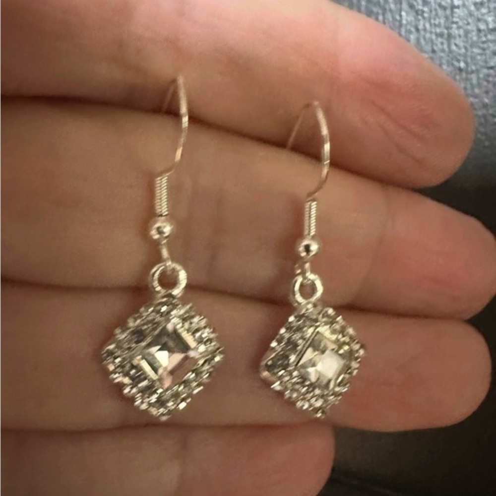 Princess cut cz Dangle Earrings in 925 sterling silver hooks